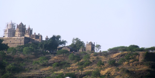 Bhuleshwar Temple on Daulat-Mangal Fort - Pune