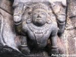 Gandharvas lifting the Pillar