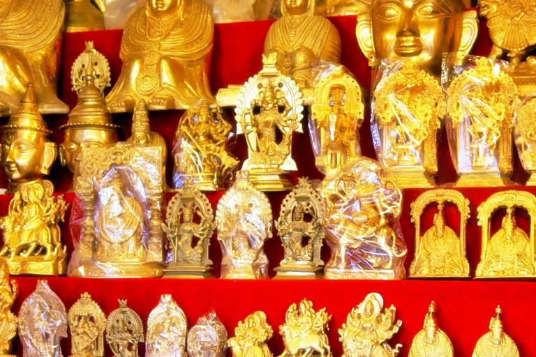 Tuljapur Temple bazar