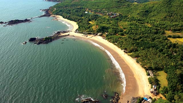 Gokarna Om-beach