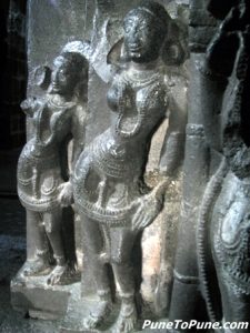 Ganikas with Dwarpal