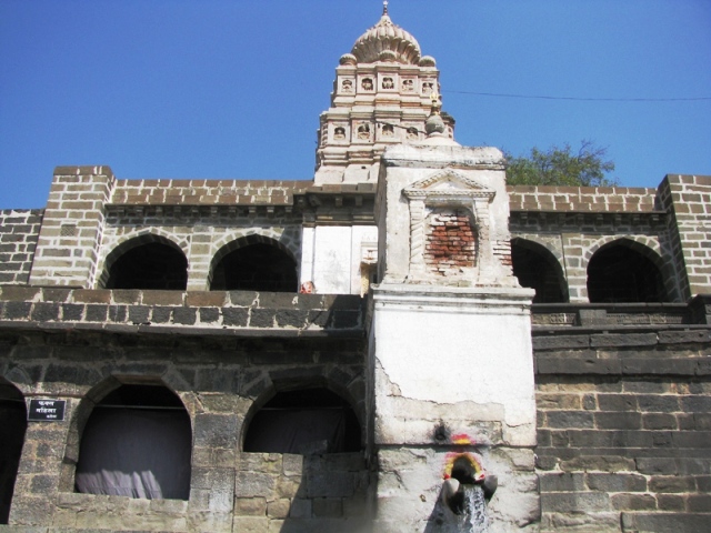 Gomukha Temple - Lonar
