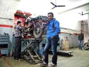 Servicing the Big Boy