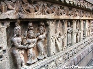 Ornamented wall section